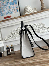 new-luxury-designer-bags-nm11582