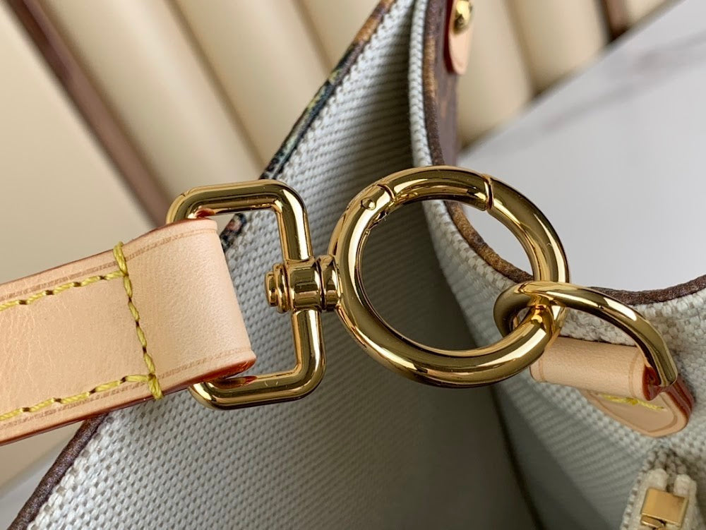Anum Bags ln Luxury Bag --58748