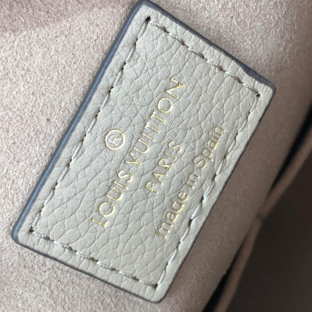 Anum Bags ln Luxury Bag --60038