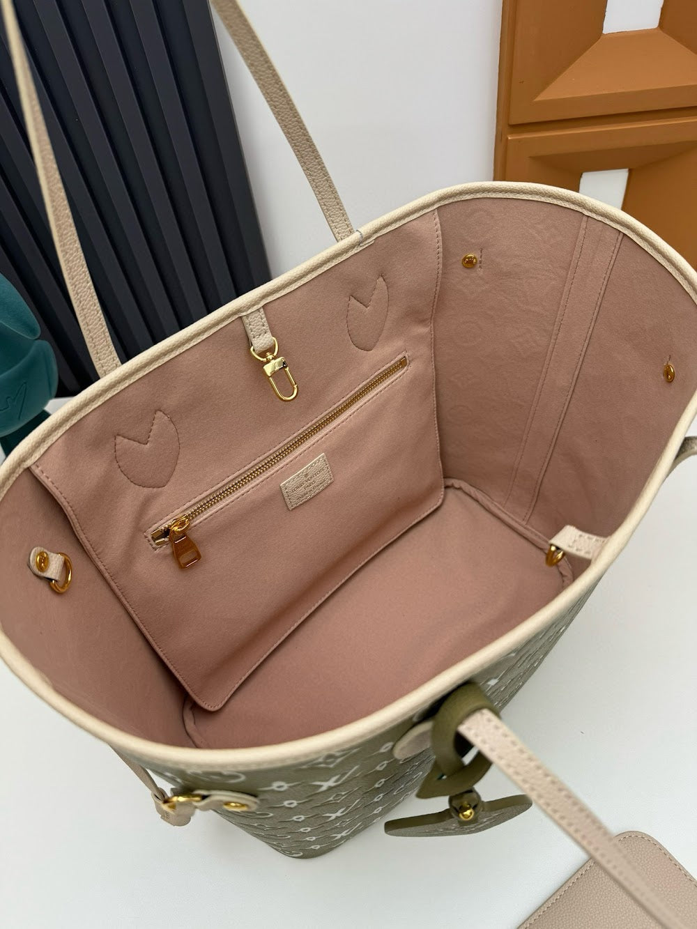 Anum Bags LVn Luxury Bag --80251