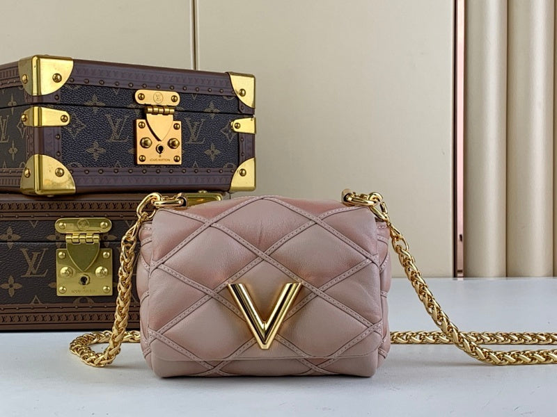 Anum Bags ln Luxury Bag --58403