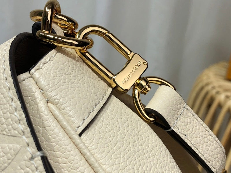 Anum Bags ln Luxury Bag --60089