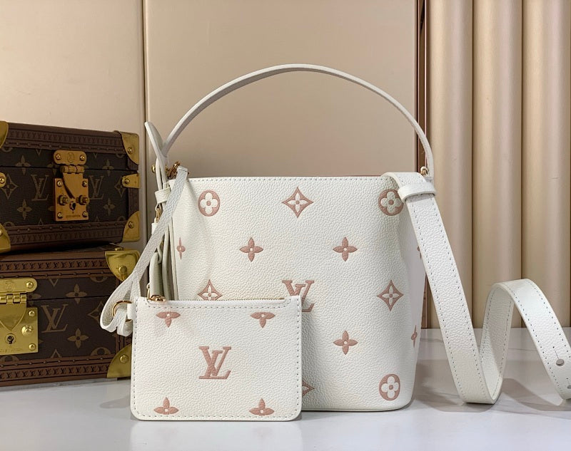 Anum Bags ln Luxury Bag --57874