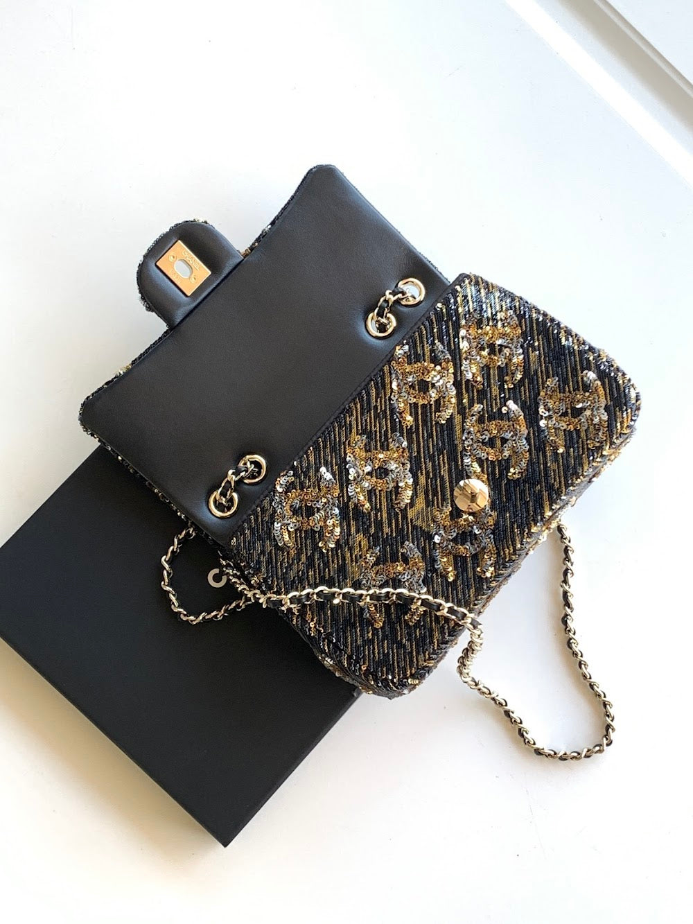 Anum Bags CHn Luxury Bag --114169