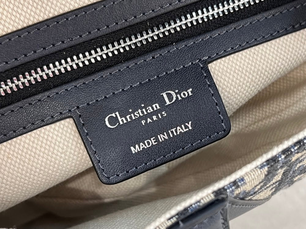new-designer-premium-bags-nm16157