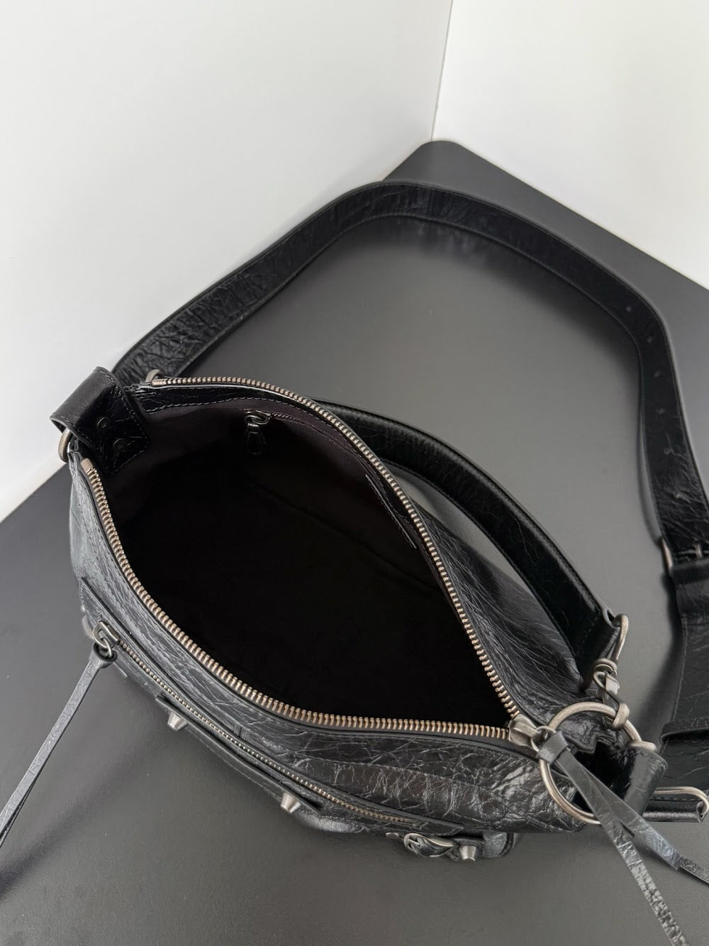 Ezyycart Bags Balenciaga Luxury Bag --111124