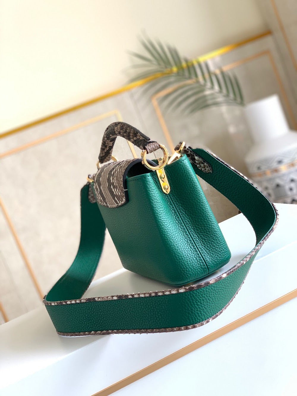 Anum Bags ln Luxury Bag --56711