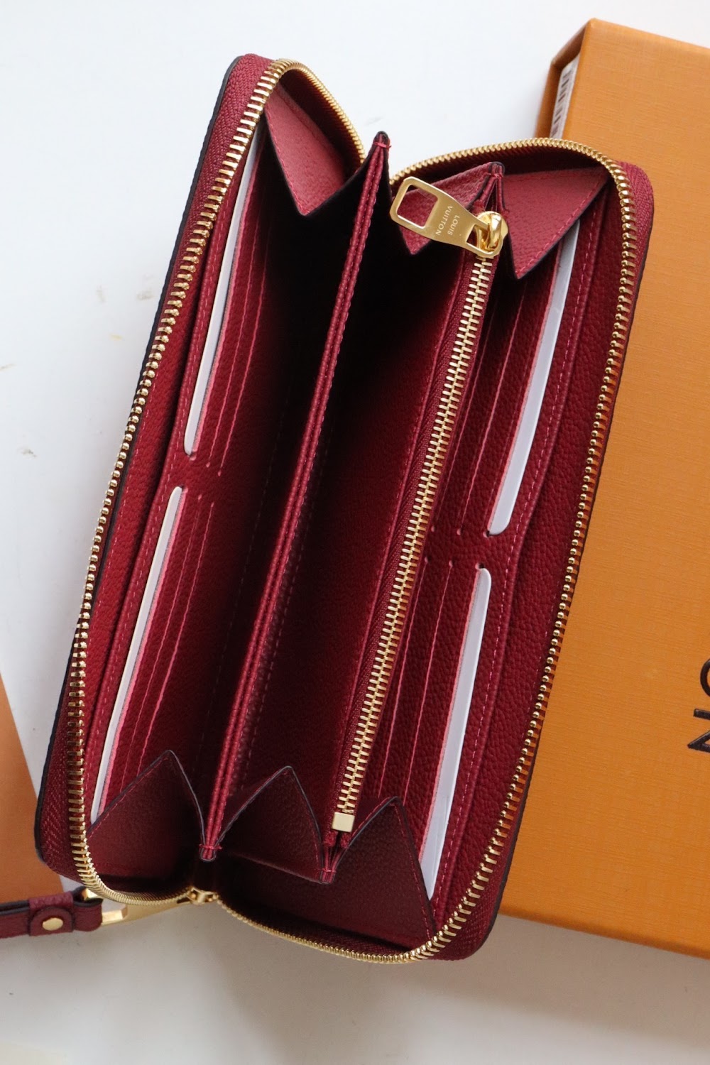 Anum Bags ln Luxury Bag --59867