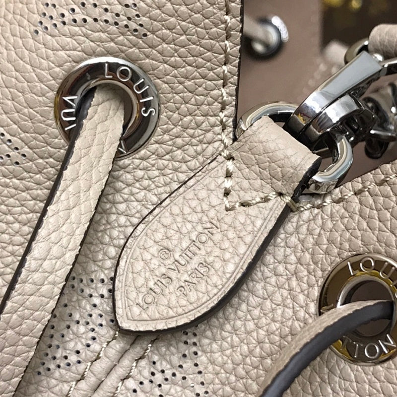 Anum Bags ln Luxury Bag --60163