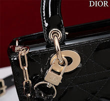 new-luxury-designer-bags-nm7588