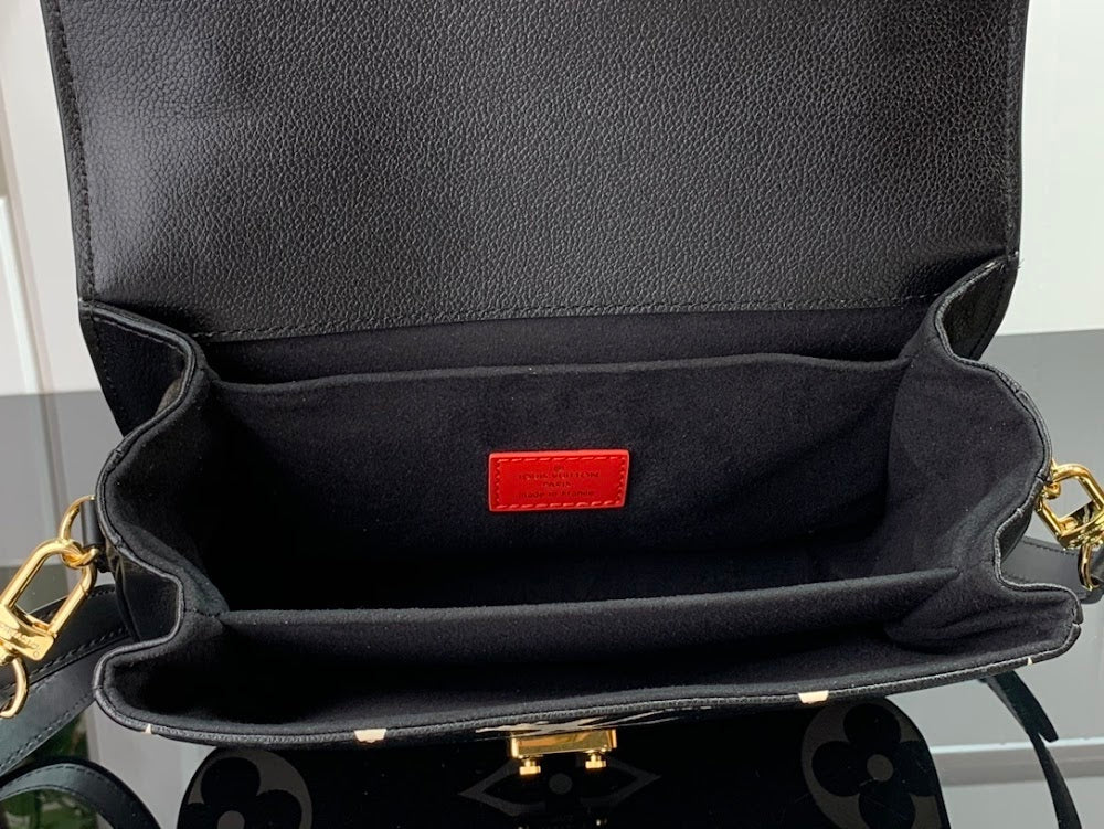Anum Bags ln Luxury Bag --56046
