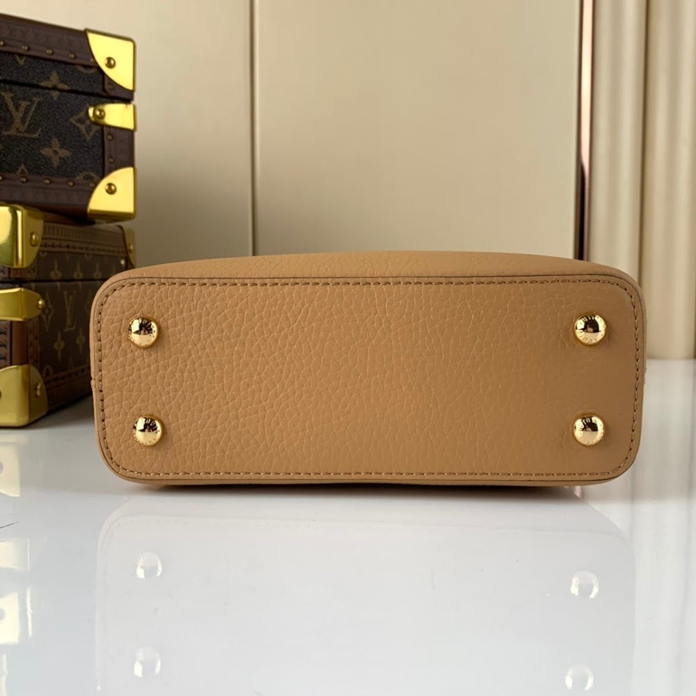 Anum Bags ln Luxury Bag --56987