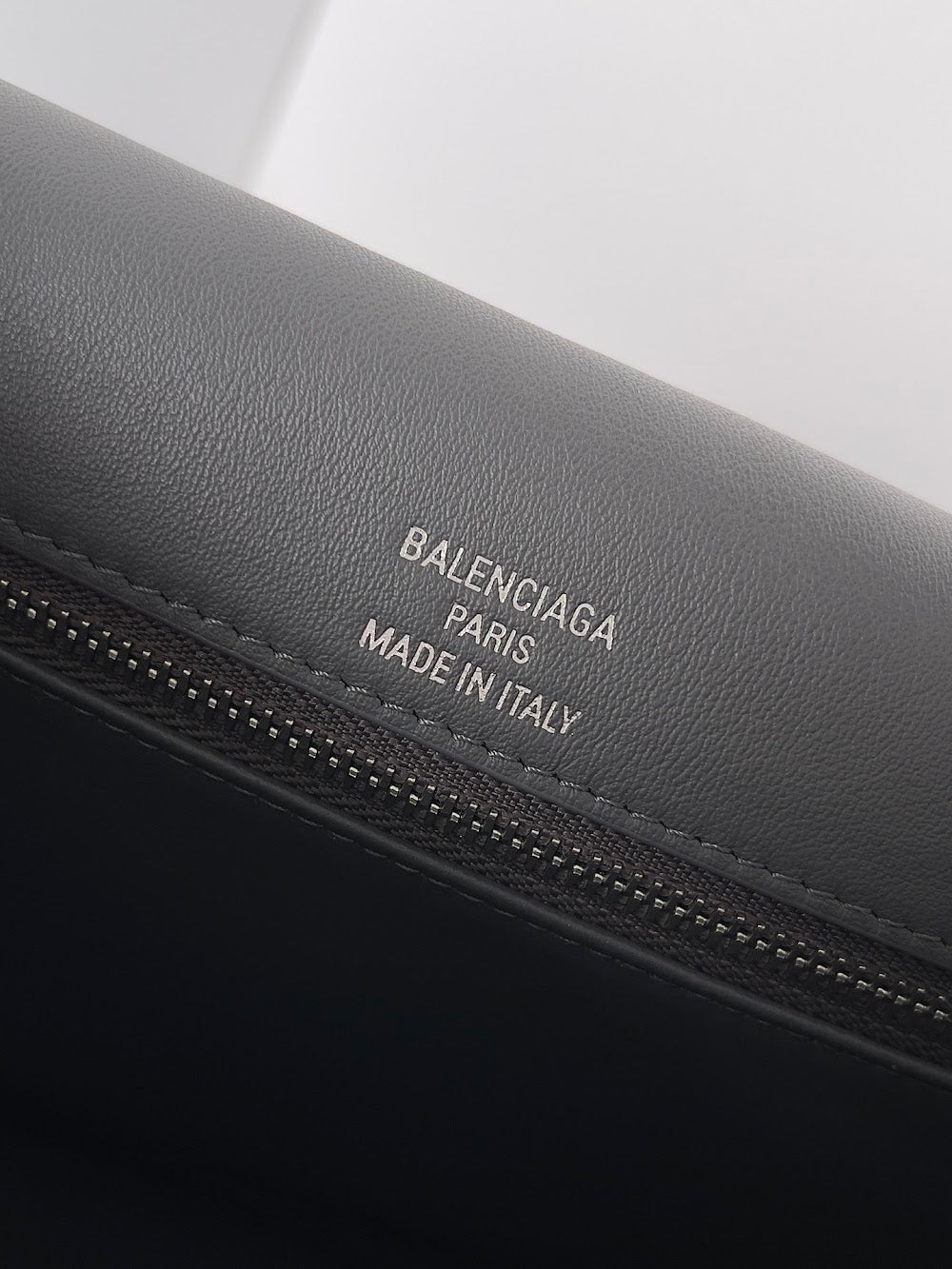 Ezyycart Bags Balenciaga Luxury Bag --111572
