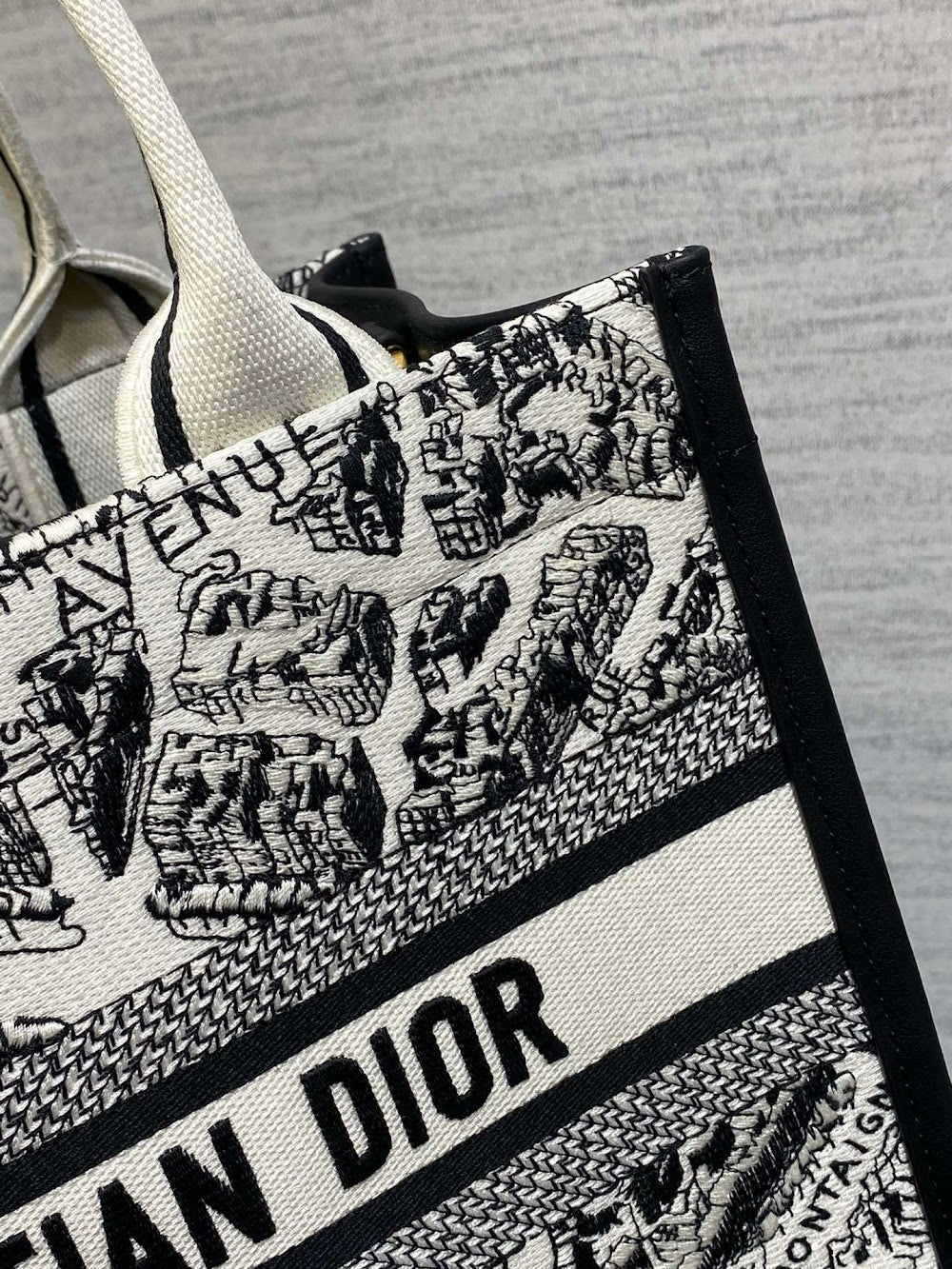 new-designer-premium-bags-nm16623
