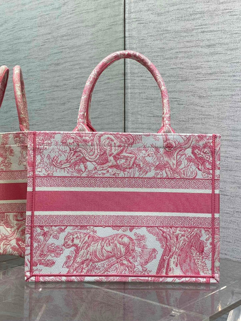 new-luxury-designer-bags-nm16465