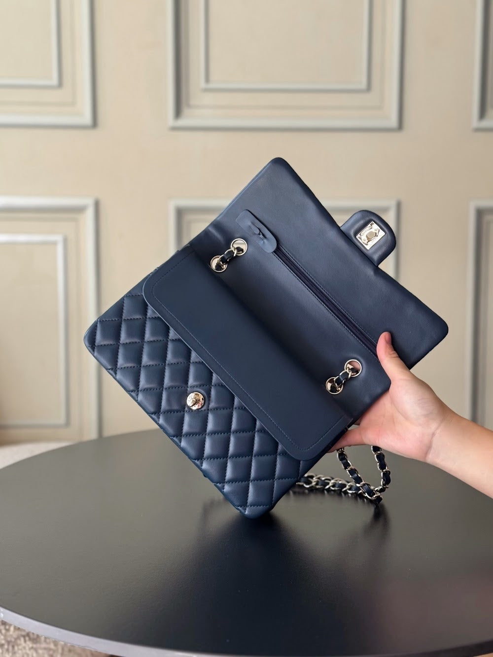 Anum Bags CHn Luxury Bag --112971