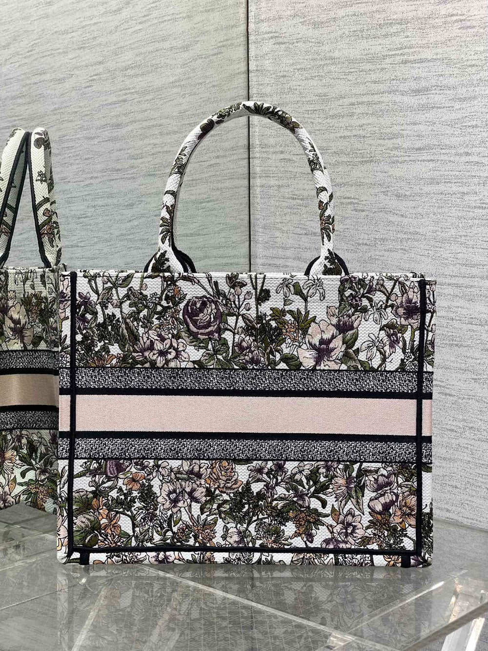 new-designer-premium-bags-nm16455
