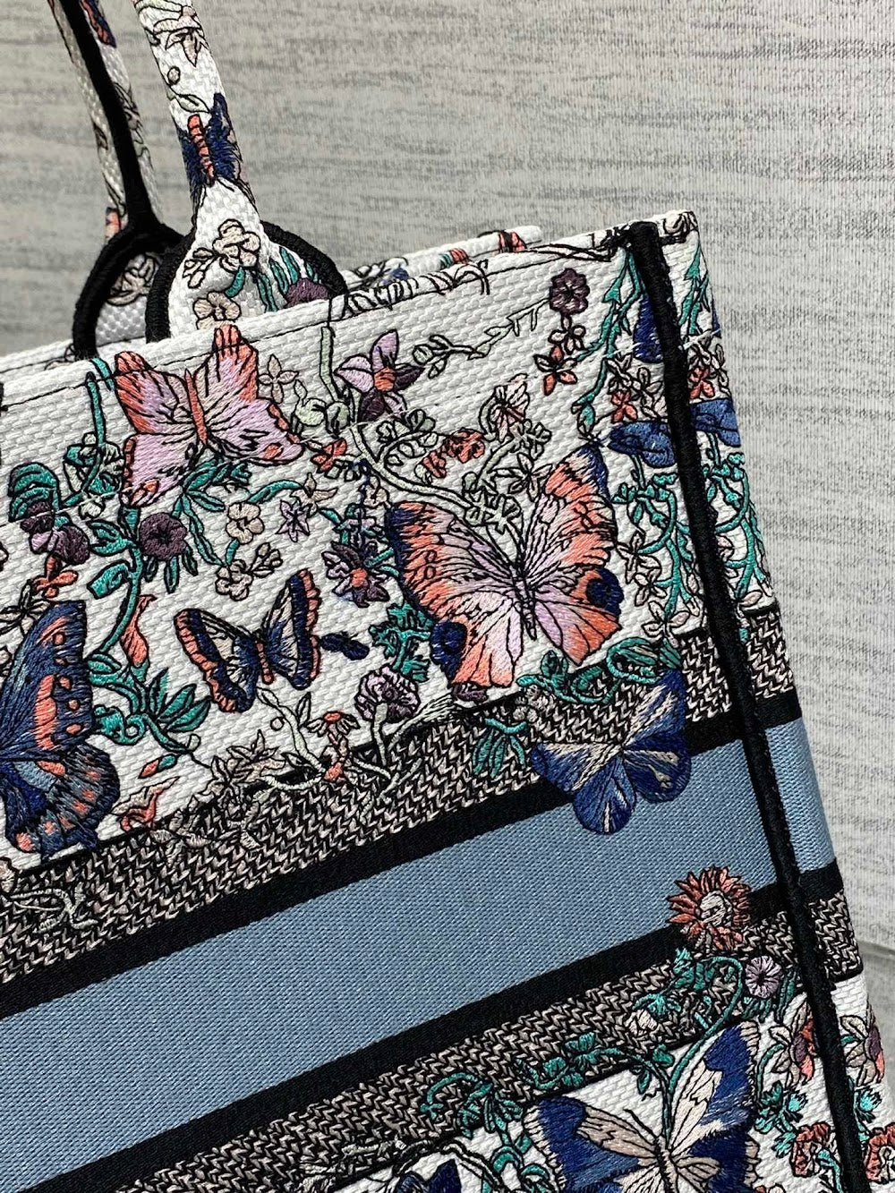 new-designer-premium-bags-nm16454