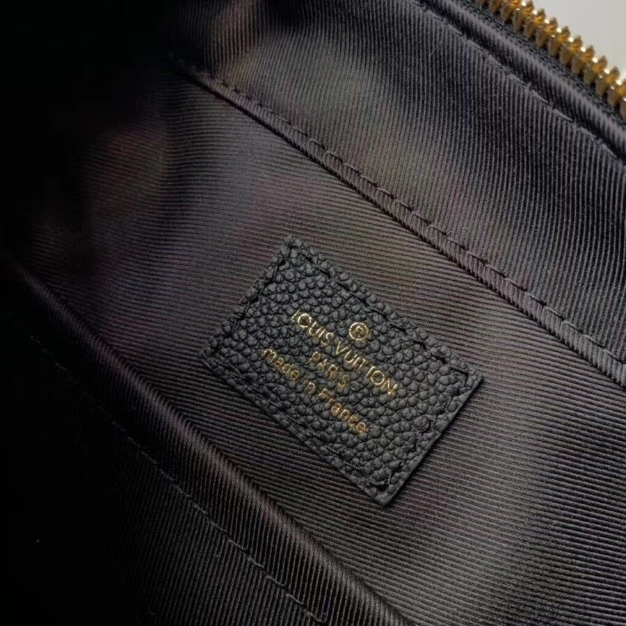 Anum Bags ln Luxury Bag --60149