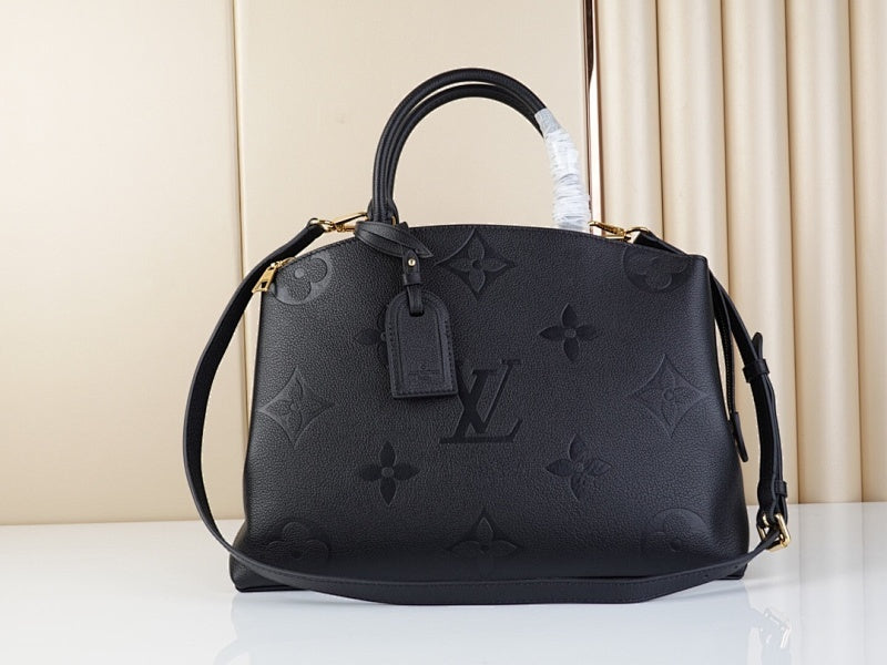 Anum Bags ln Luxury Bag --56584