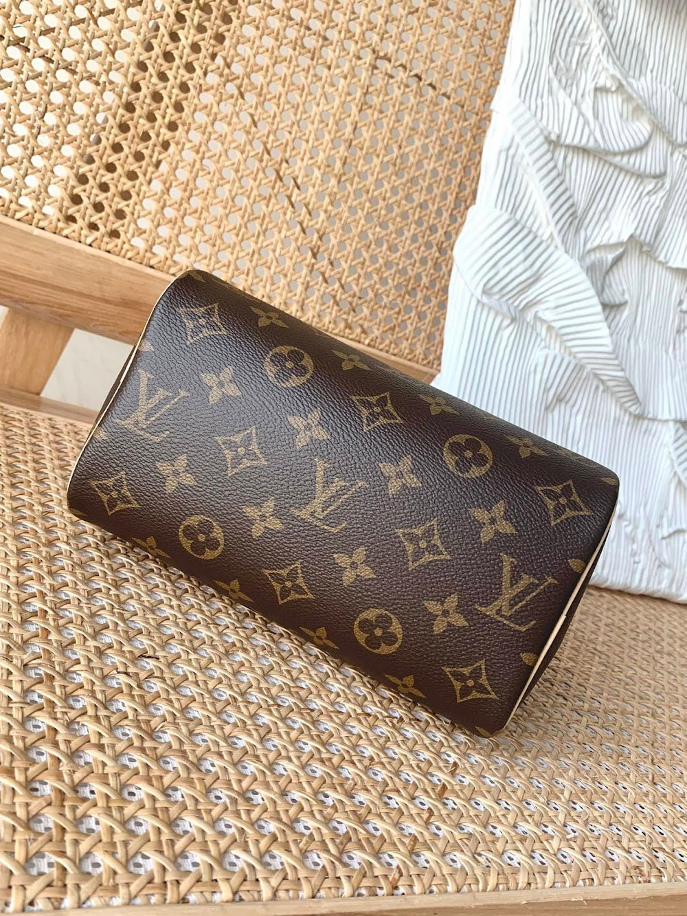 Anum Bags ln Luxury Bag --58864
