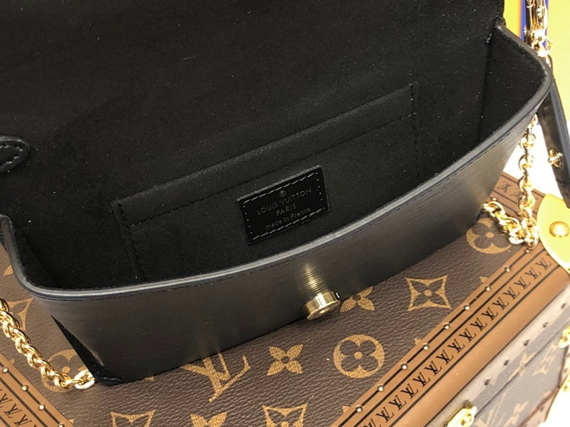 Anum Bags ln Luxury Bag --60180