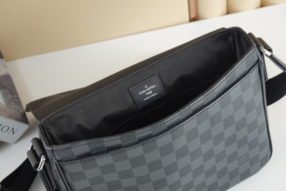 Anum Bags ln Luxury Bag --56988
