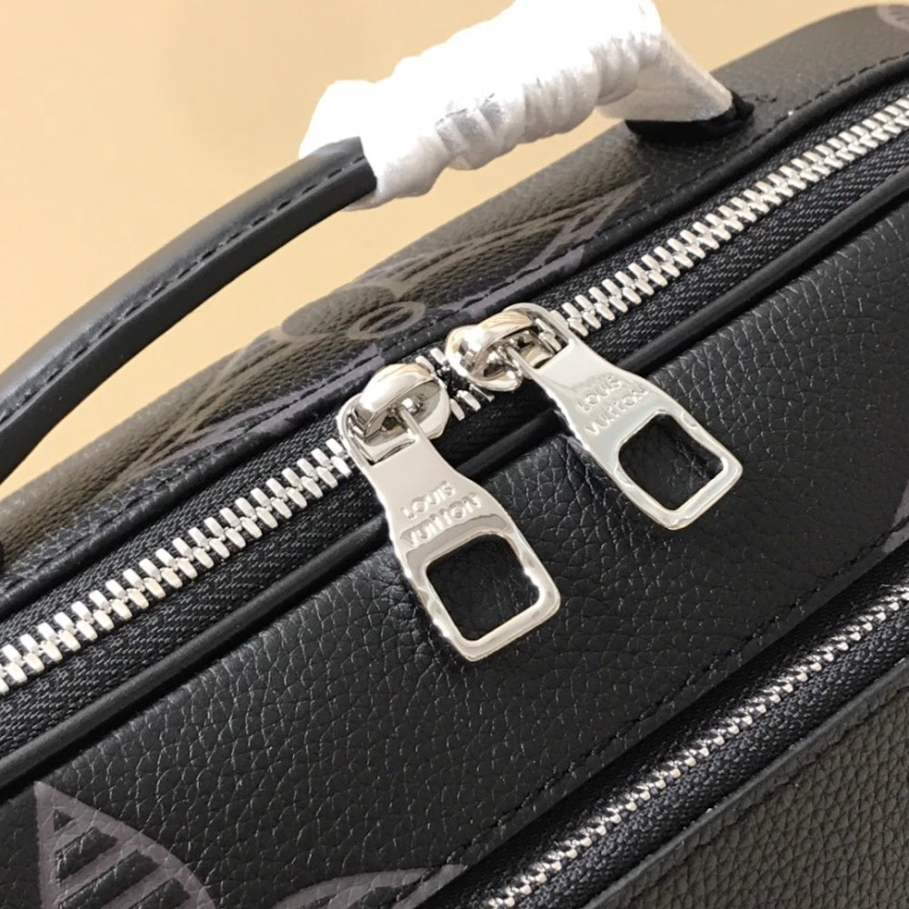Anum Bags ln Luxury Bag --60031
