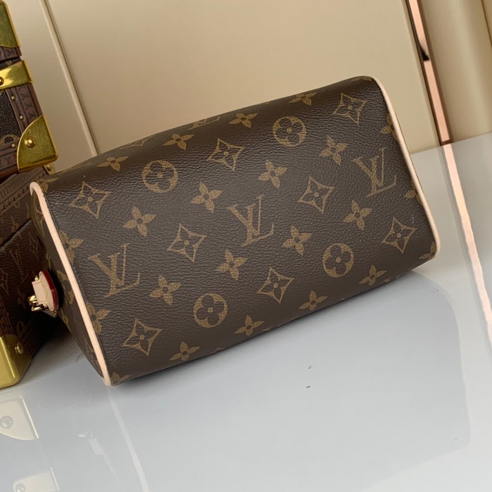 Anum Bags ln Luxury Bag --56941