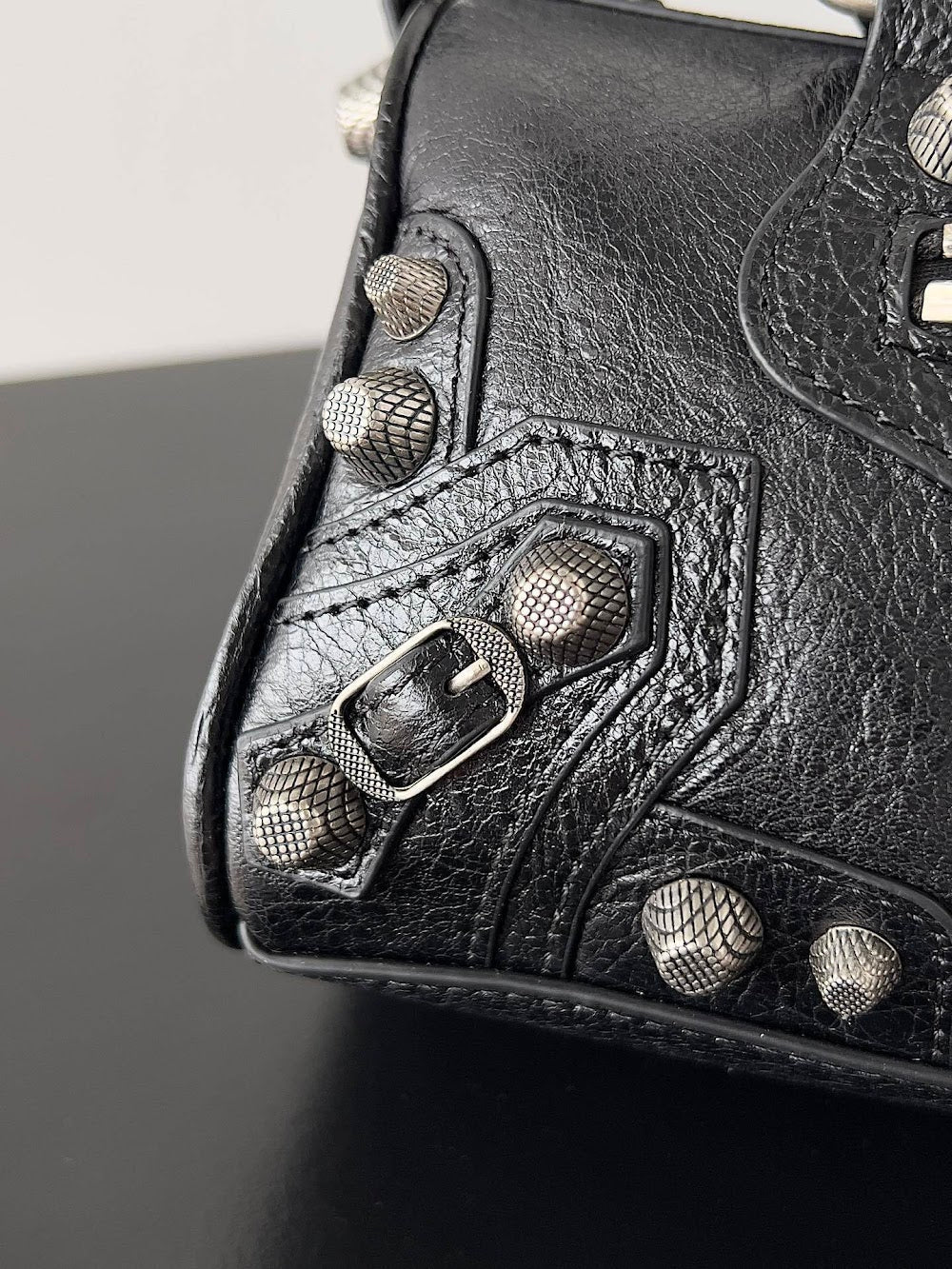 Ezyycart Bags Balenciaga Luxury Bag --111127
