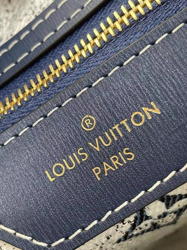 Anum Bags ln Luxury Bag --56974