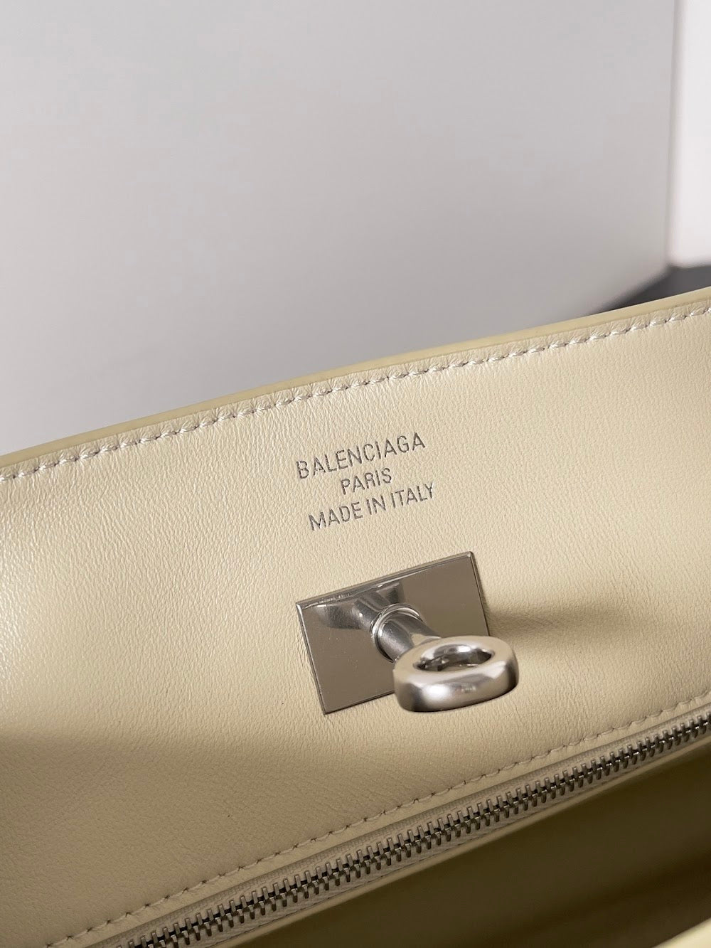 Ezyycart Bags Balenciaga Luxury Bag --111715