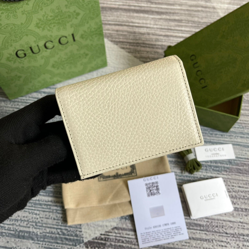 new-luxury-designer-bags-nm19040