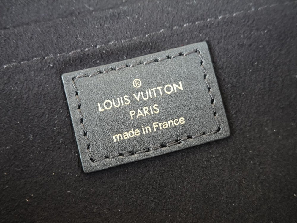 Anum Bags ln Luxury Bag --60476