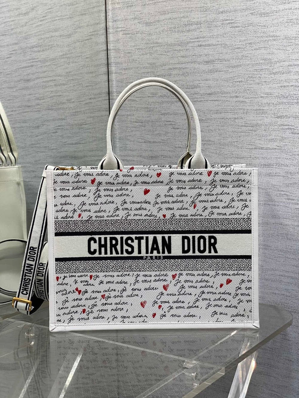 new-luxury-designer-bags-nm16082