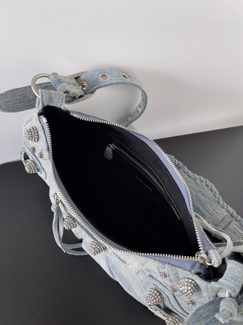 Ezyycart Bags Balenciaga Luxury Bag --111135