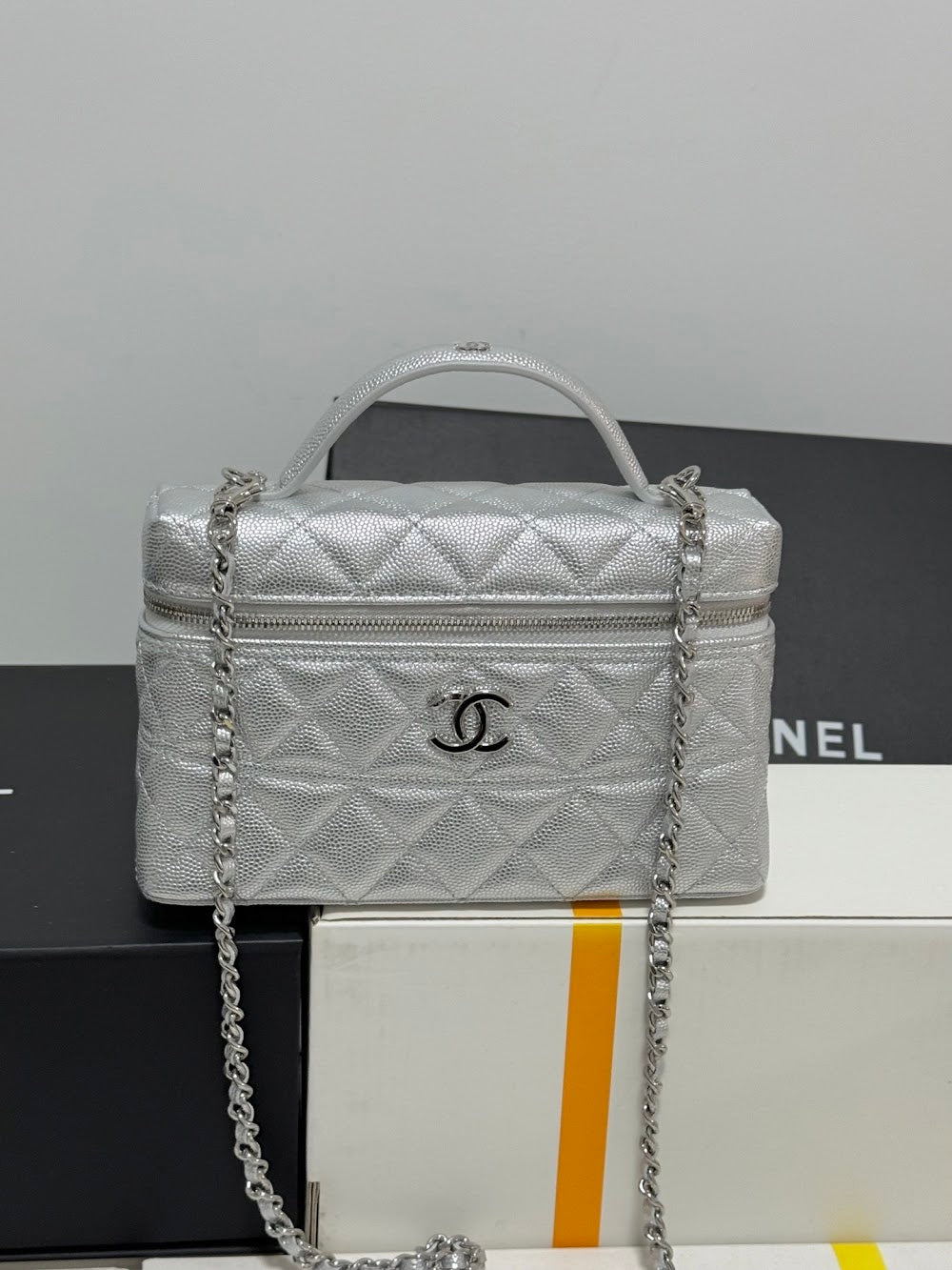 new-designer-premium-bags-nm9935