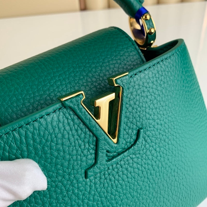 Anum Bags ln Luxury Bag --60871