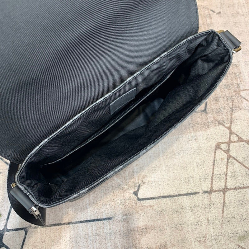 Anum Bags ln Luxury Bag --59595