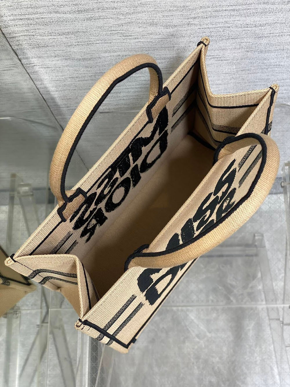 new-designer-premium-bags-nm16138