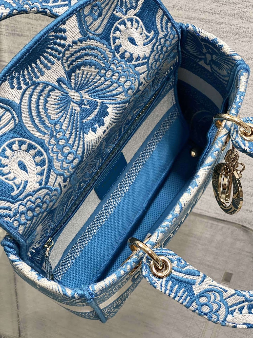 new-designer-premium-bags-nm16458