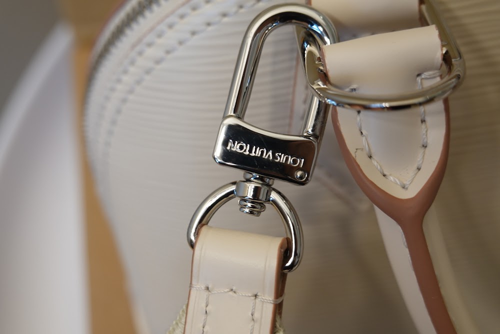 Anum Bags ln Luxury Bag --60925