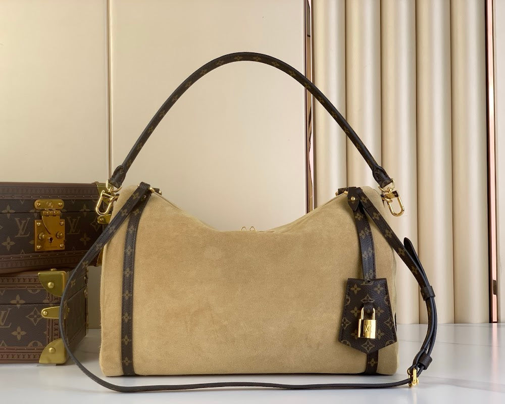 Anum Bags ln Luxury Bag --56543