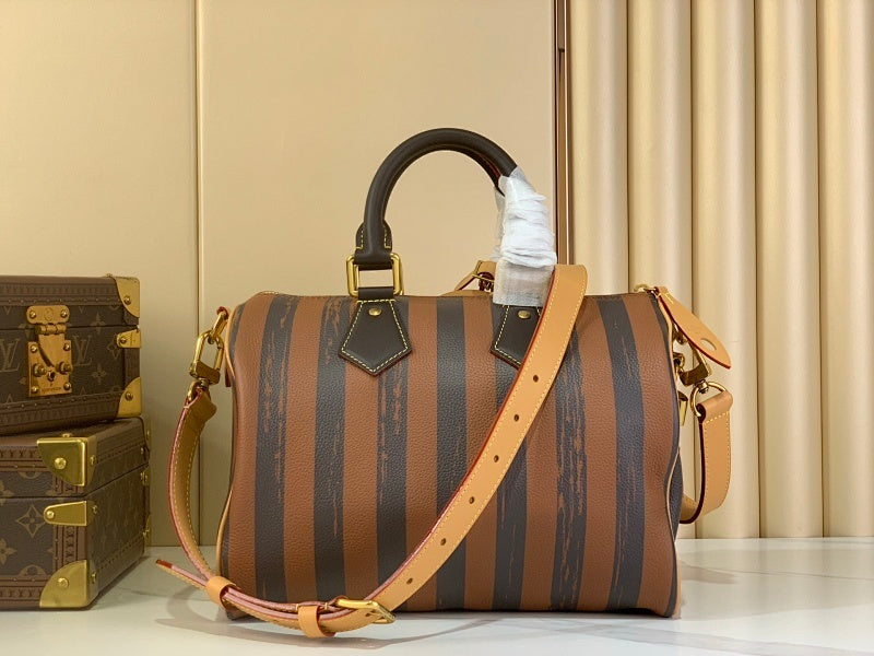 Anum Bags ln Luxury Bag --56525
