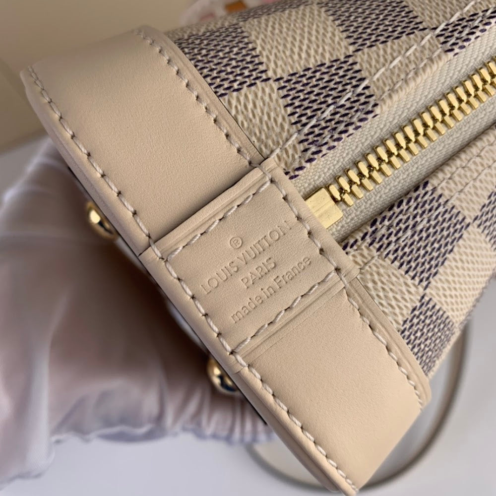 Anum Bags ln Luxury Bag --60876