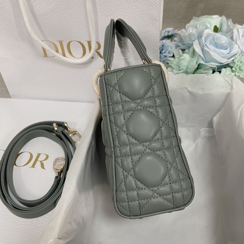 new-luxury-designer-bags-nm15869