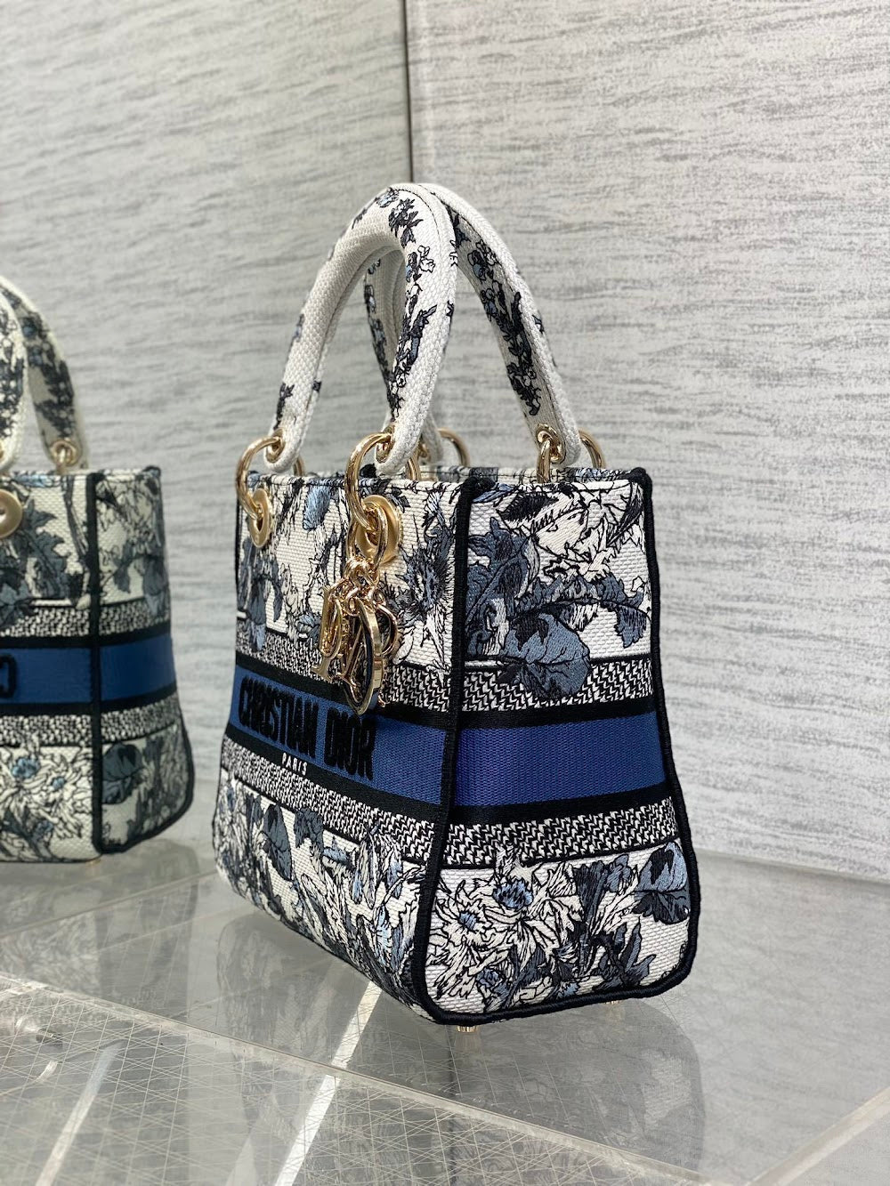 new-designer-premium-bags-nm16303