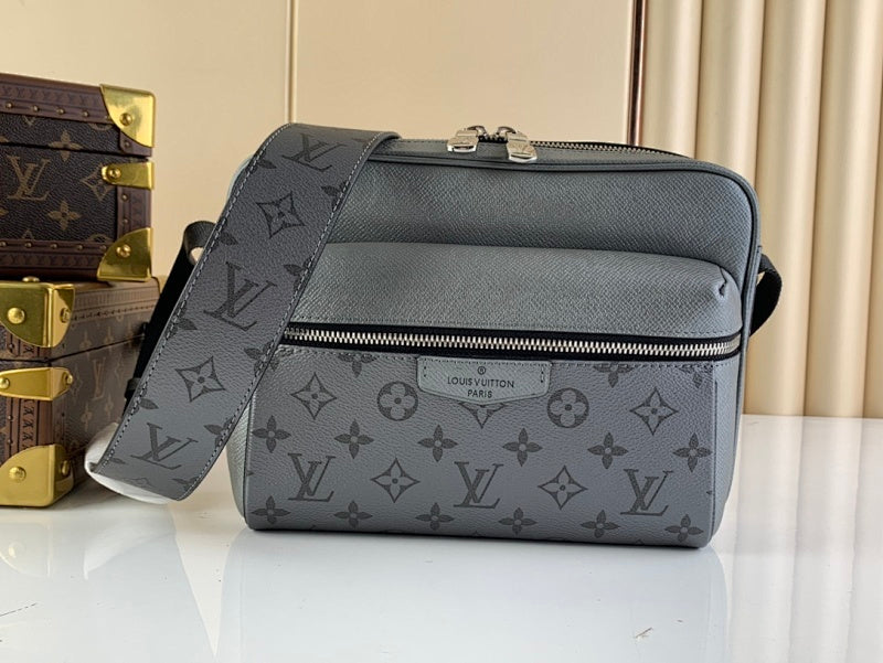 Anum Bags ln Luxury Bag --60957