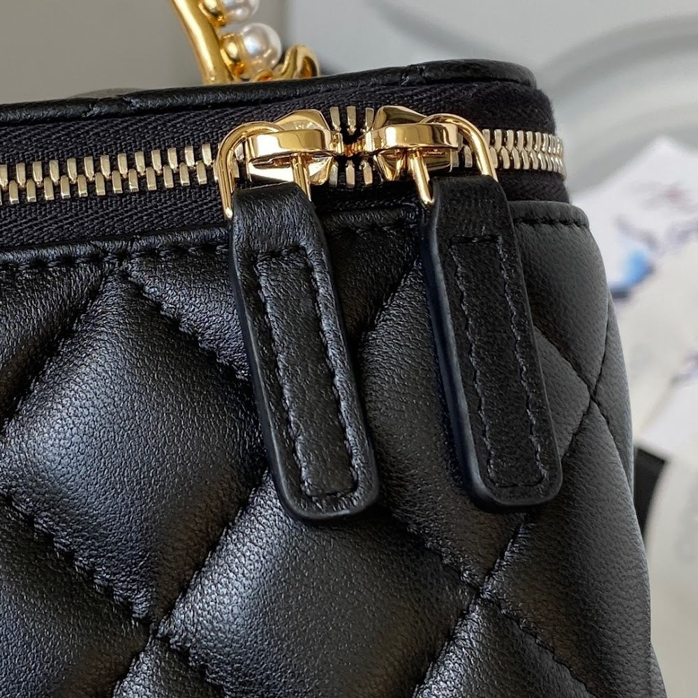new-luxury-designer-bags-nm20507