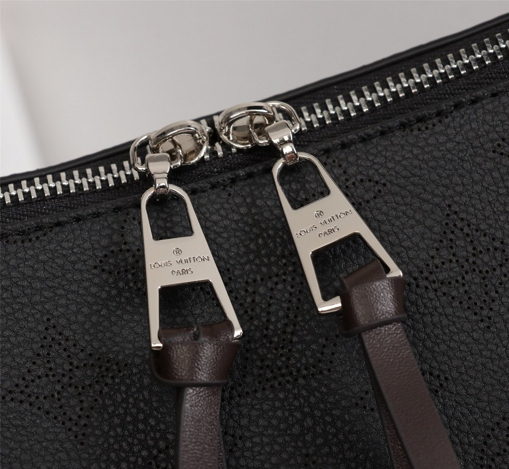 Anum Bags Elite Carryalls